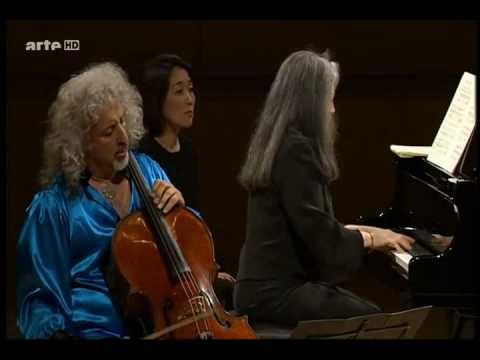 Mischa Maisky &amp; Martha Argerich perform Schumann - LIVE!